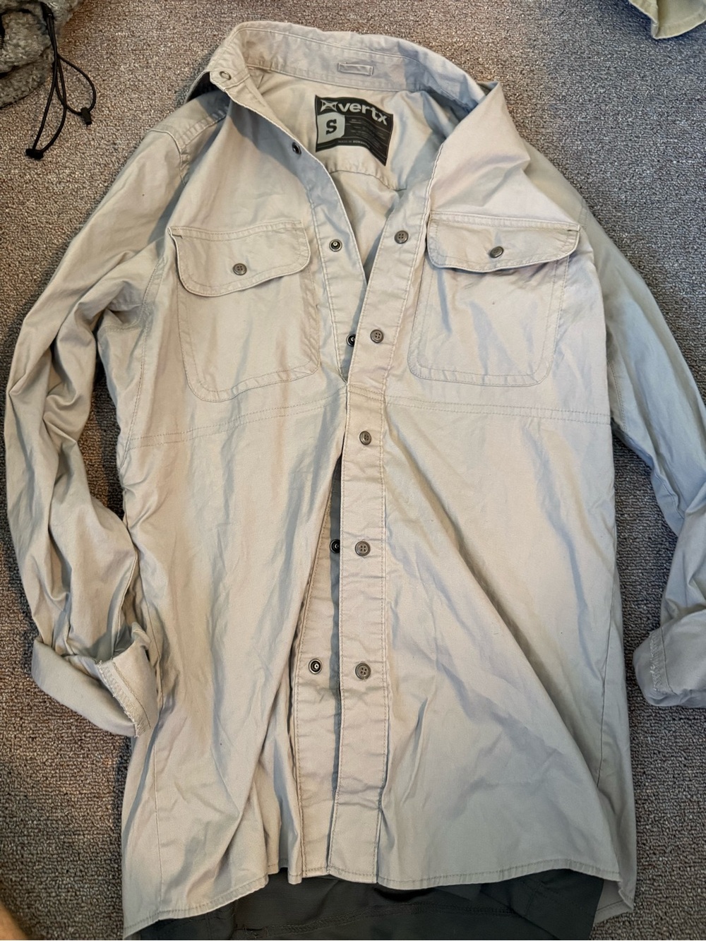 Vertx Men's Casual Button-Down Shirt in Light Gray